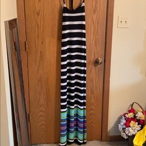 Black/White w color bottom Maxi Dress